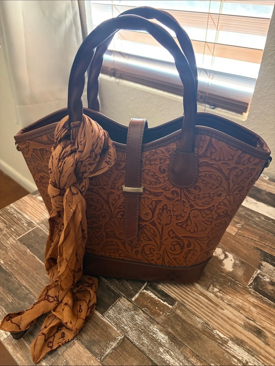 Patricia Nash Handbags - Patricia Nash Mina Tooled Leather Satchel Bucket Bag & Scarf